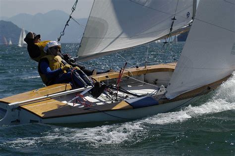 Flying Dutchman | Sailing dinghy, Sailing yacht, Boat building