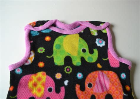 How to Sew an Easy Baby Sleep Sack - Free Pattern | The DIY Mommy