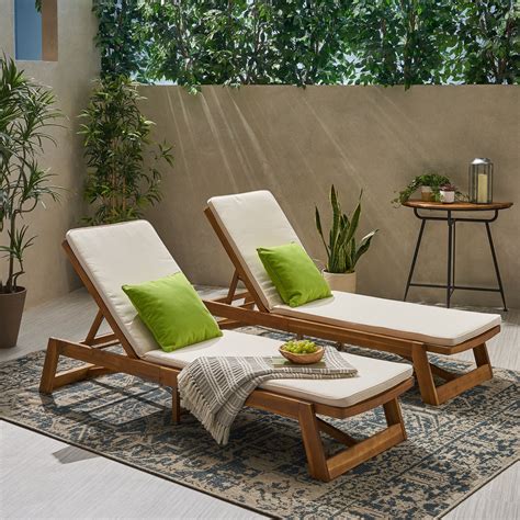 Outdoor Chaise Lounge Cushions | ormig.com