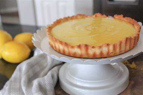 Creamy Lemon Tart - Recipes Inspired by Mom