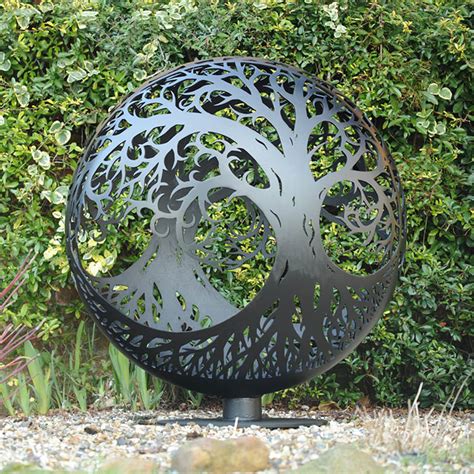 Metal Garden Spheres | Fasci Garden