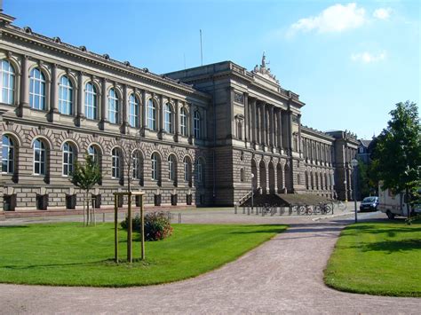 Pourquoi l'Université de Strasbourg va fermer ses locaux deux semaines ...