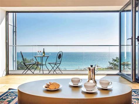 10 Best Cottages With A Sea View In Cornwall For A Relaxing Break