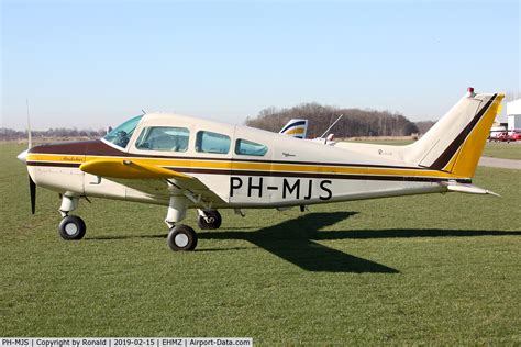 Aircraft PH-MJS (Beechcraft A23A C/N M-1077) Photo by Ronald (Photo ID: AC1674989)