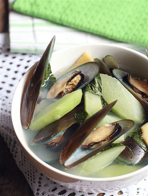 Tinolang Tahong (Mussels in Ginger Soup) | The Peach Kitchen