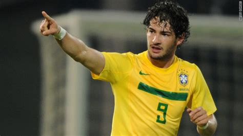 Brazil defeat Ecuador to proceed to quarterfinals - CNN.com