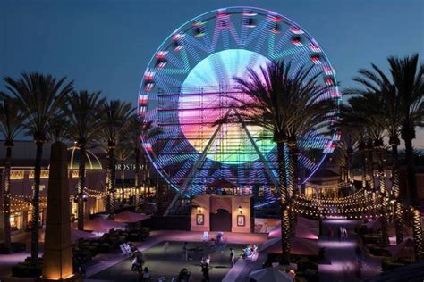 Free rides this weekend on Irvine Spectrum's Ferris wheel - Los Angeles Times