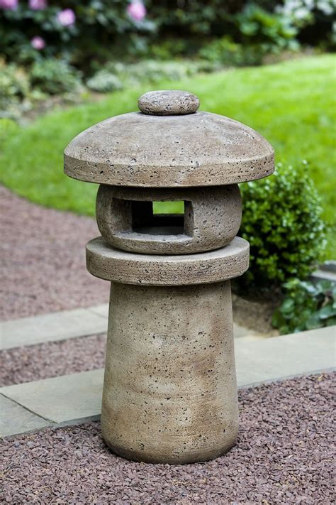 Amazon.com : Sapporo Lantern Statue Color: Brownstone : Patio, Lawn ...