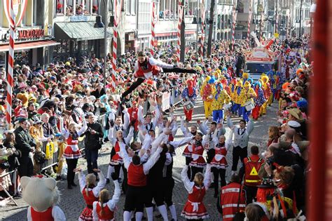 The Ultimate Guide to Celebrating Carnival in Cologne for 2018