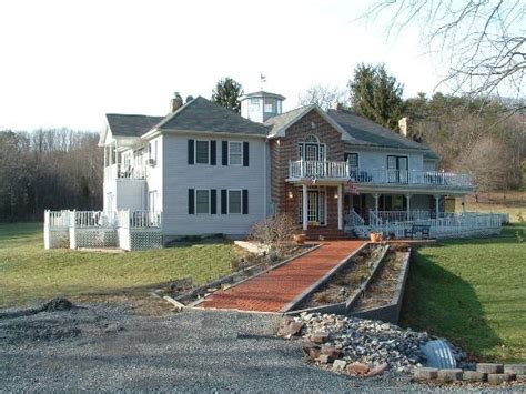 BERKELEY SPRINGS SPA AND INN - B&B Reviews (WV)