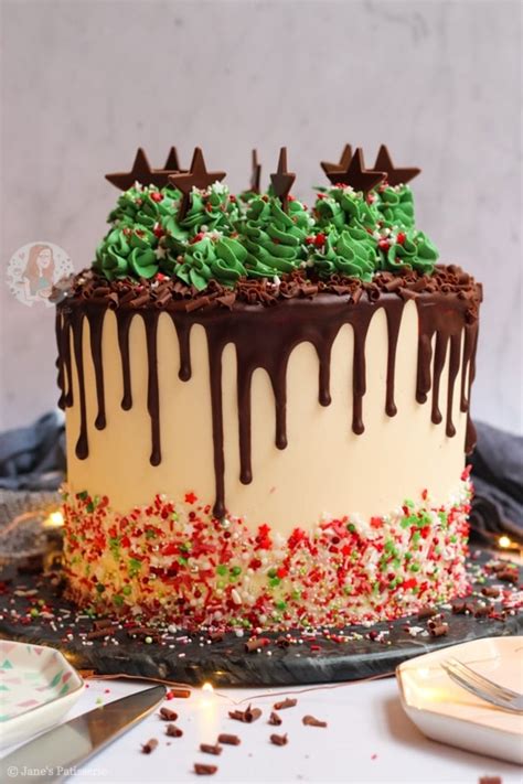 Christmas Drip Cake! - Jane's Patisserie