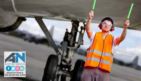 comerciante estimular Generalmente aircraft marshalling wands aluminio ...