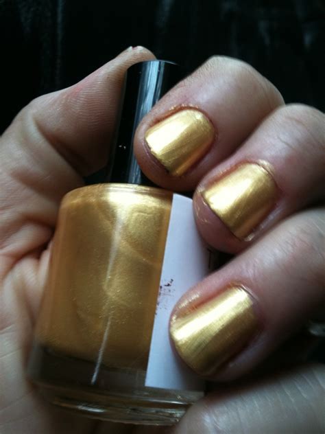 True Gold Nail Polish - The All Natural Face