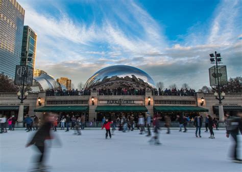 Winter in Chicago: Top 10 Winter Activities in Chicago - SmarterTravel