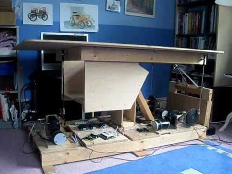 DIY Flight Simulator Mini Motion Platform | FunnyCat.TV