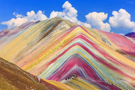 Painted Mountains in Peru : r/interestingasfuck