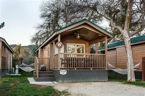 Flying Flags Rooms | One-Bedroom Surf Cabins in Buellton, California