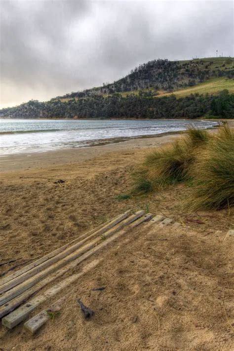 Seven Mile Beach - Beach & Nature Reserve | Enjoy Tasmania