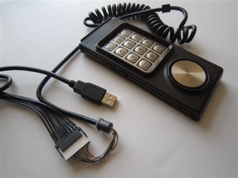 raphnet. - Intellivision controller to USB adapter