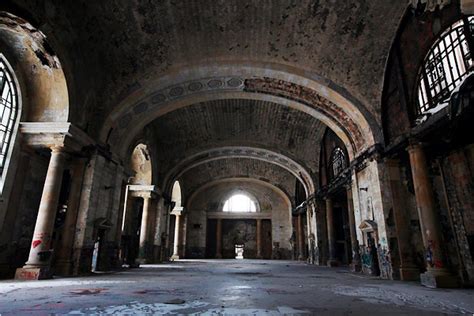 Detroit’s Iconic Ruins - The New York Times > U.S. > Slide Show > Slide ...