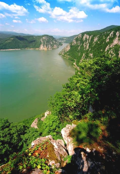 Iron Gates – Danube river meets the Carpathians