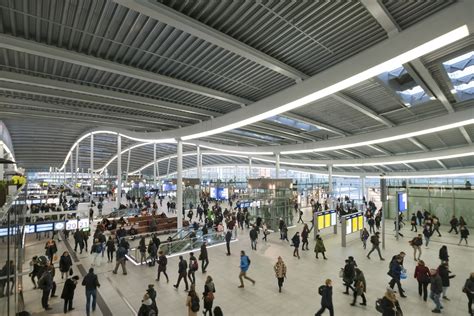 Gallery of Utrecht Central Station / Benthem Crouwel Architects - 14