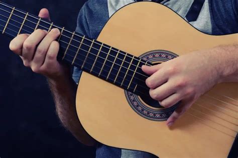 How To Play Guitar Without Looking (9 Training Methods)