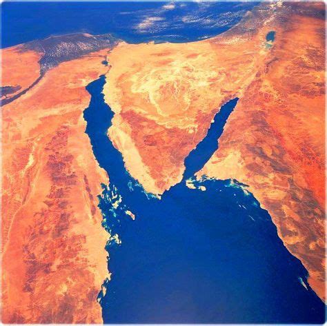 The marvelous Peninsula of Sinai from the Satellite, #Egypt. Red sea in ...