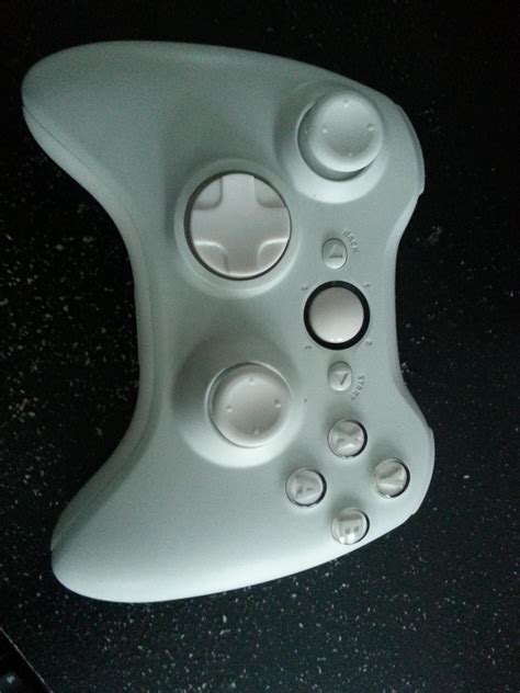 All white Xbox 360 controller : r/controllerporn