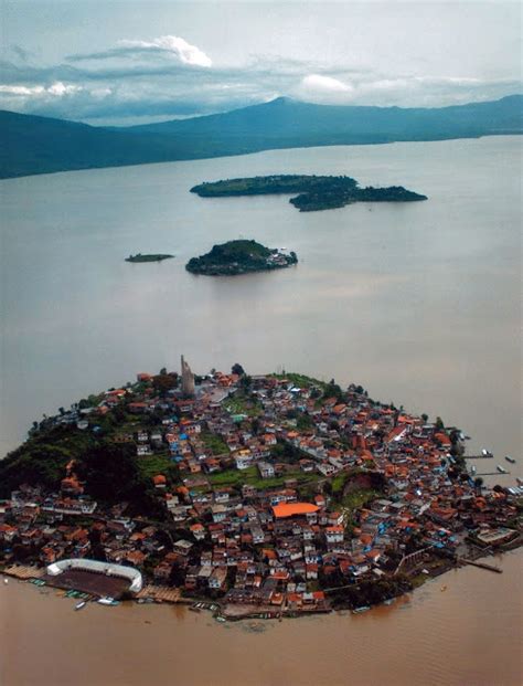 Janitzio Island, Mexico | Catedral de morelia, Janitzio, Islas