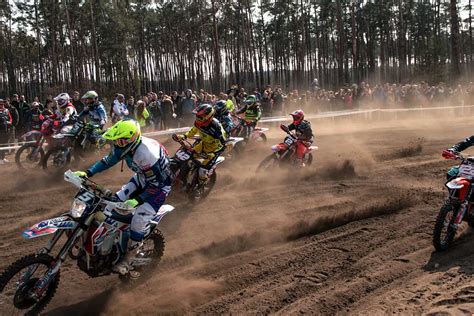 Everything You Need To Know About Motocross Racing - Viral Rang