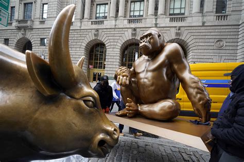 Statue of Harambe appears on Wall Street across from Charging Bull ...