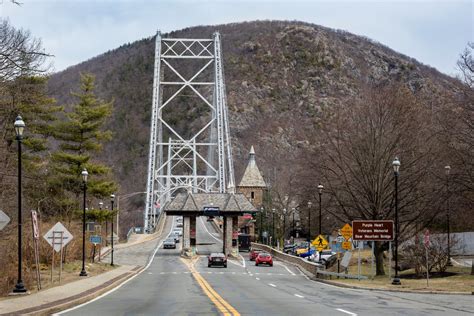 Stony Point, N.Y.: An Escape From the ‘Chaos’ of the City - The New ...