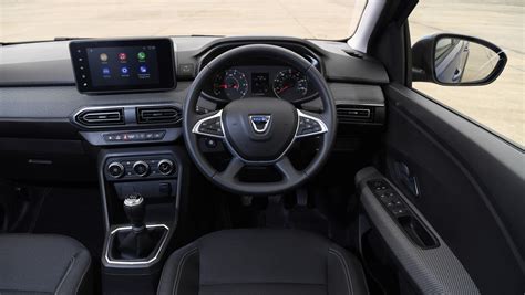 Dacia Jogger review - Interior, design and technology | Auto Express