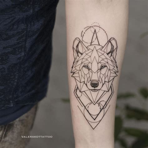 abstract geometric tattoo #Geometrictattoos | Geometric tattoos men, Geometric wolf tattoo ...