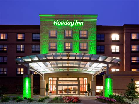 IHG signs eight new Holiday Inn® & Holiday Inn Express® hotels in Germany