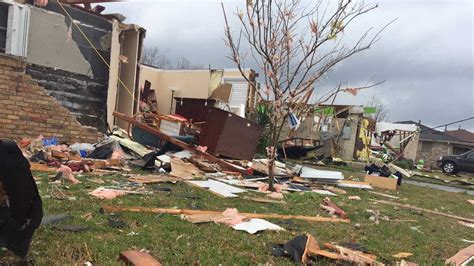 PHOTOS: Damage in New Orleans from tornado