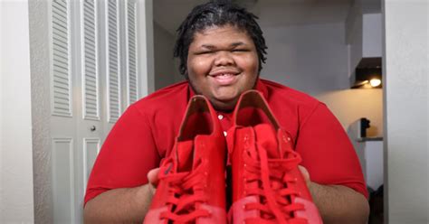 Black Teen With Size 23 Feet Thanks Shaq for Super-Sized Shoe Donation