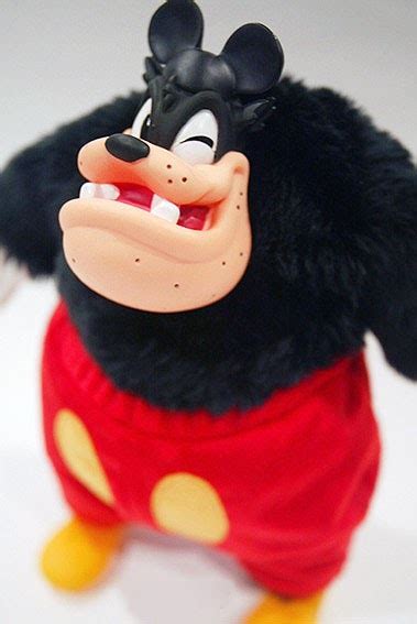 TOYSREVIL: about that bxh mickey-disguised black pete vinyl&plush figure