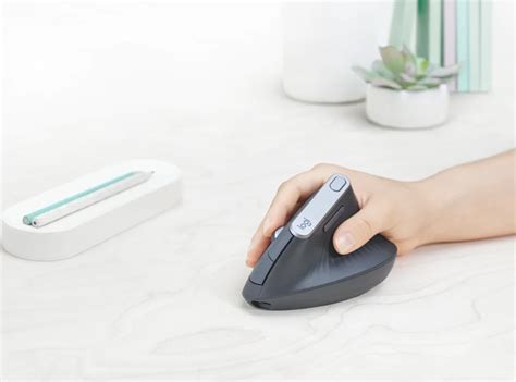 Logitech MX Vertical Advanced Ergonomic Mouse review - GearOpen.com