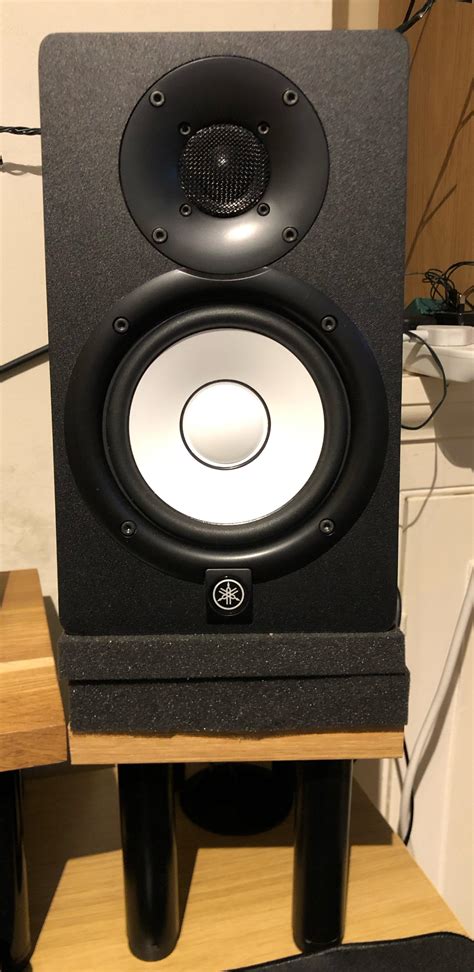 Made some stands for monitor speakers. Tips/pointers for improvements welcome. Question in ...