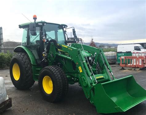 A Local Authority chooses John Deere's 'Big / Little Tractor' | Balmers GM Ltd