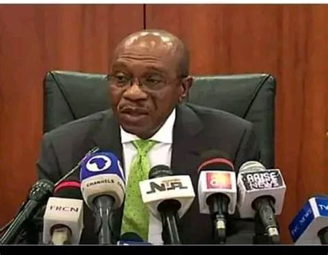 Godwin Emefiele Biography, Age, Wikipedia, Career, Tribe, Wife, Family ...