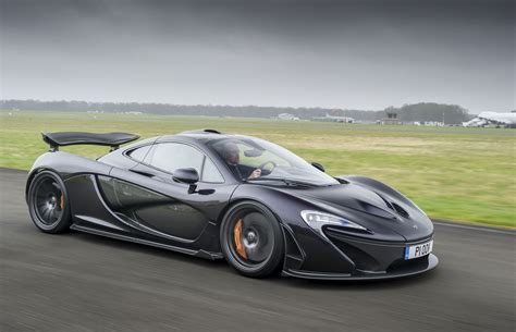 First drive: 2013 McLaren P1 | Driving