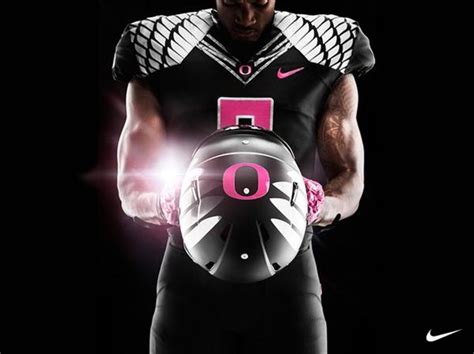 Oregon Football Uniforms For Breast Cancer Awareness