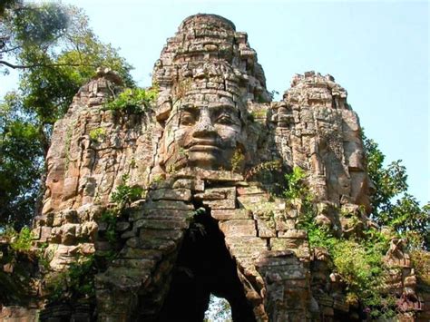 Sambor Prei Kuk - Vietnam Motorbike Tours