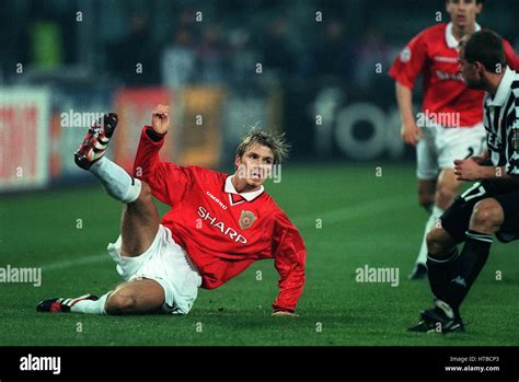 David beckham 1999 hi-res stock photography and images - Alamy