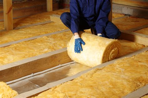 10 Signs You Need to Replace the Insulation in Your Home