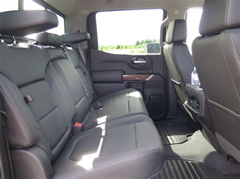 2020 Chevrolet Silverado 1500: 55 Interior Photos | U.S. News