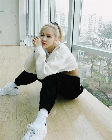 BLACKPINK Rosé Releases 'On The Ground' Dance Performance Video | KpopStarz